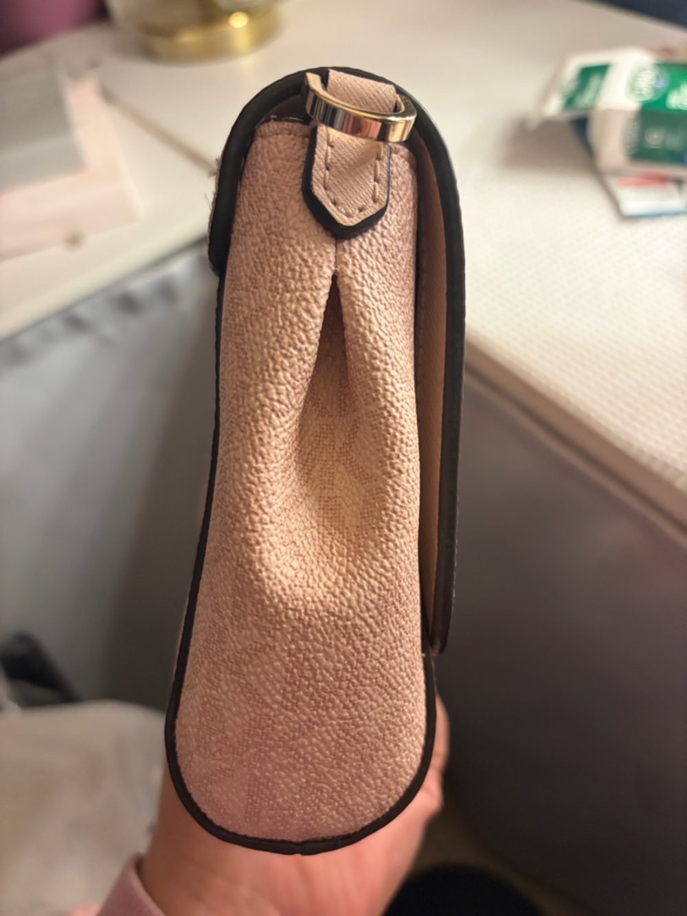 Michael Kors Pink purse - Picture 4 of 6